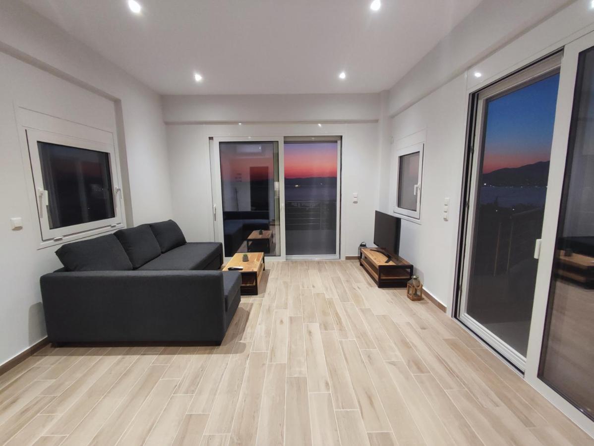 Evilenia Luxury Apartments Kalamáta Buitenkant foto